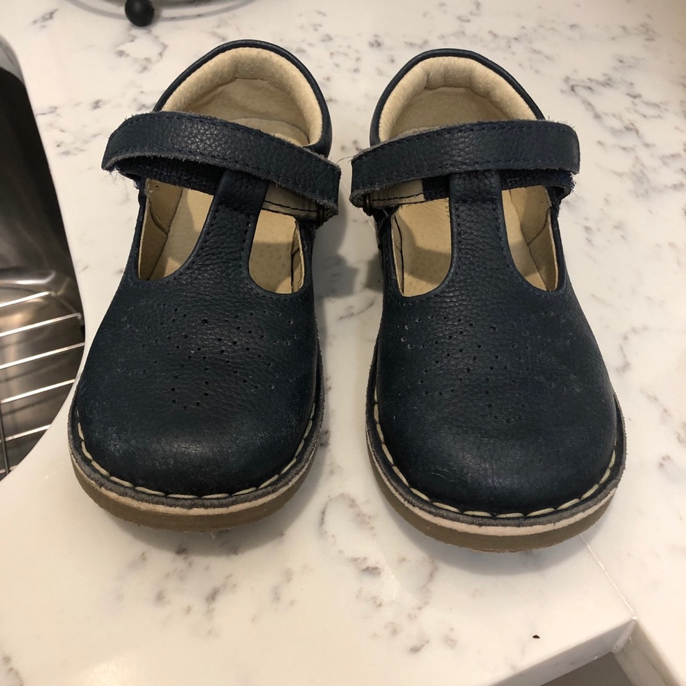 Girls Mini Boden Navy Leather Flats